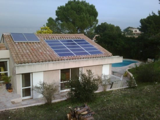 Installation solaire photovoltaïque à Martigues d'une puissance de 2.85 kWc